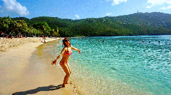 ZumbaKo Cruise 2015May_Lily Bikini Jump_wide